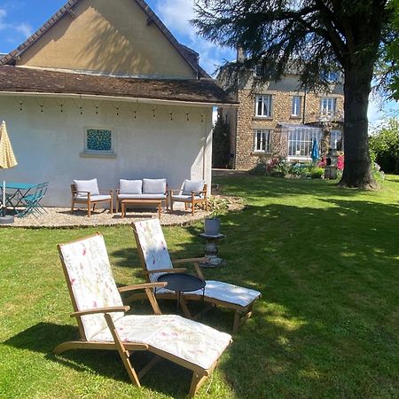 Maison De Montgibaud Exteriér fotografie