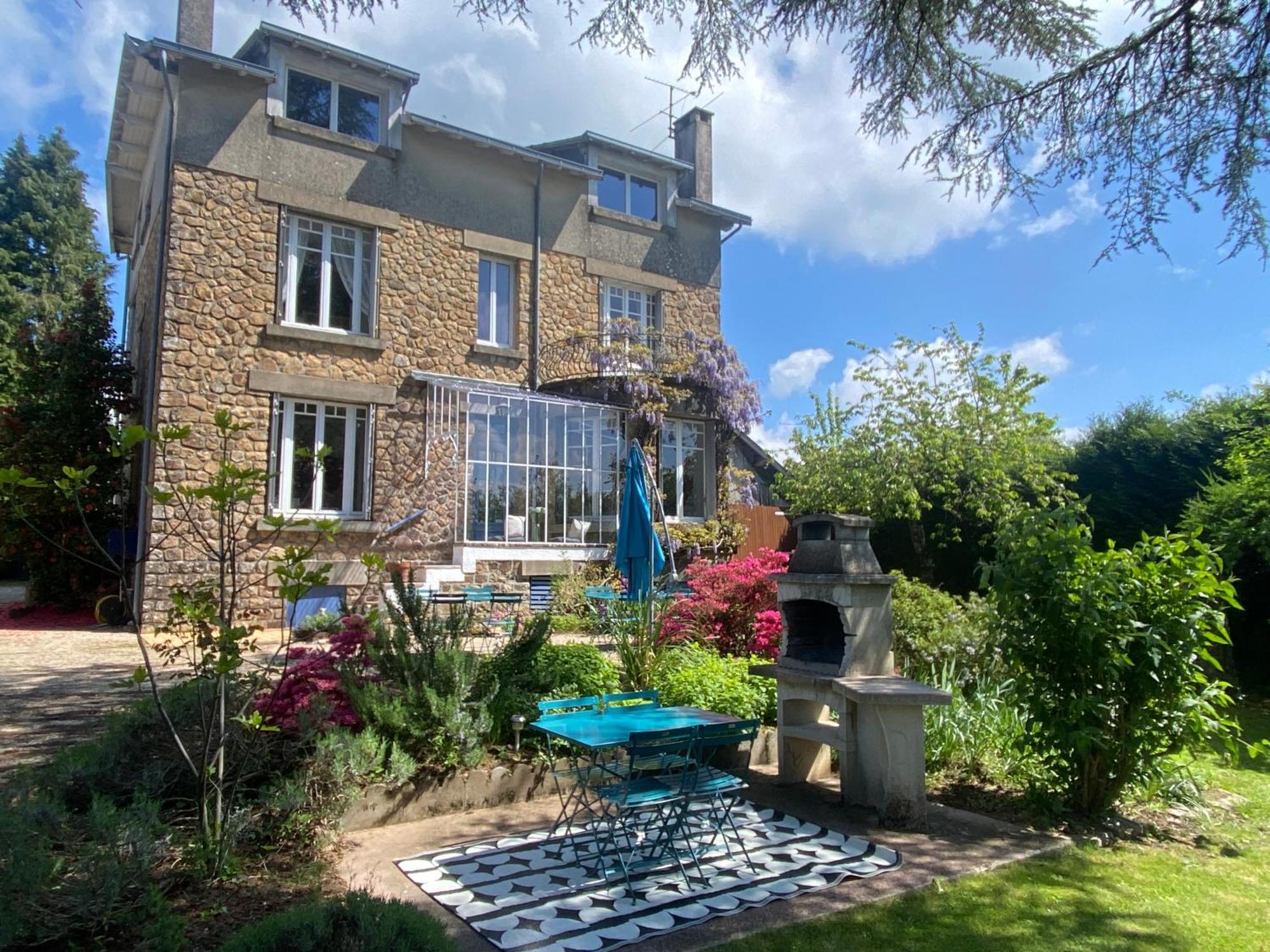 Maison De Montgibaud Exteriér fotografie
