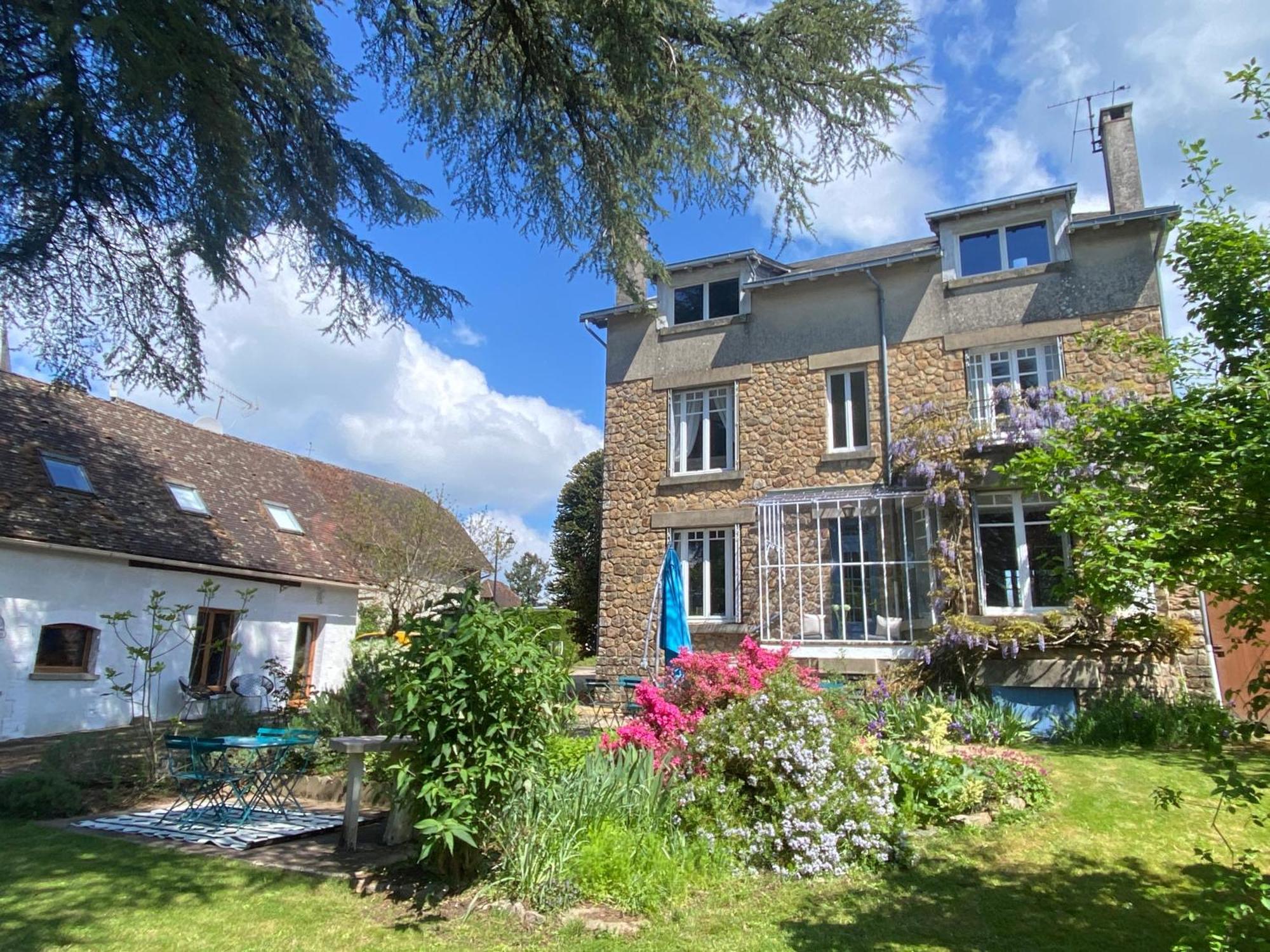 Maison De Montgibaud Exteriér fotografie